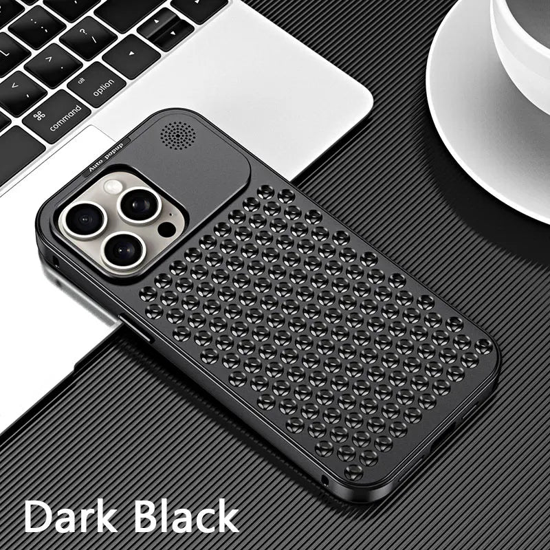Metal snap-on heat dissipation phone case