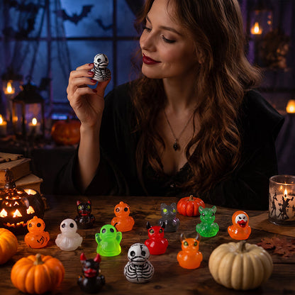 🎃🐤 Halloween Resin Mini Duckies — 12 Spooky Designs